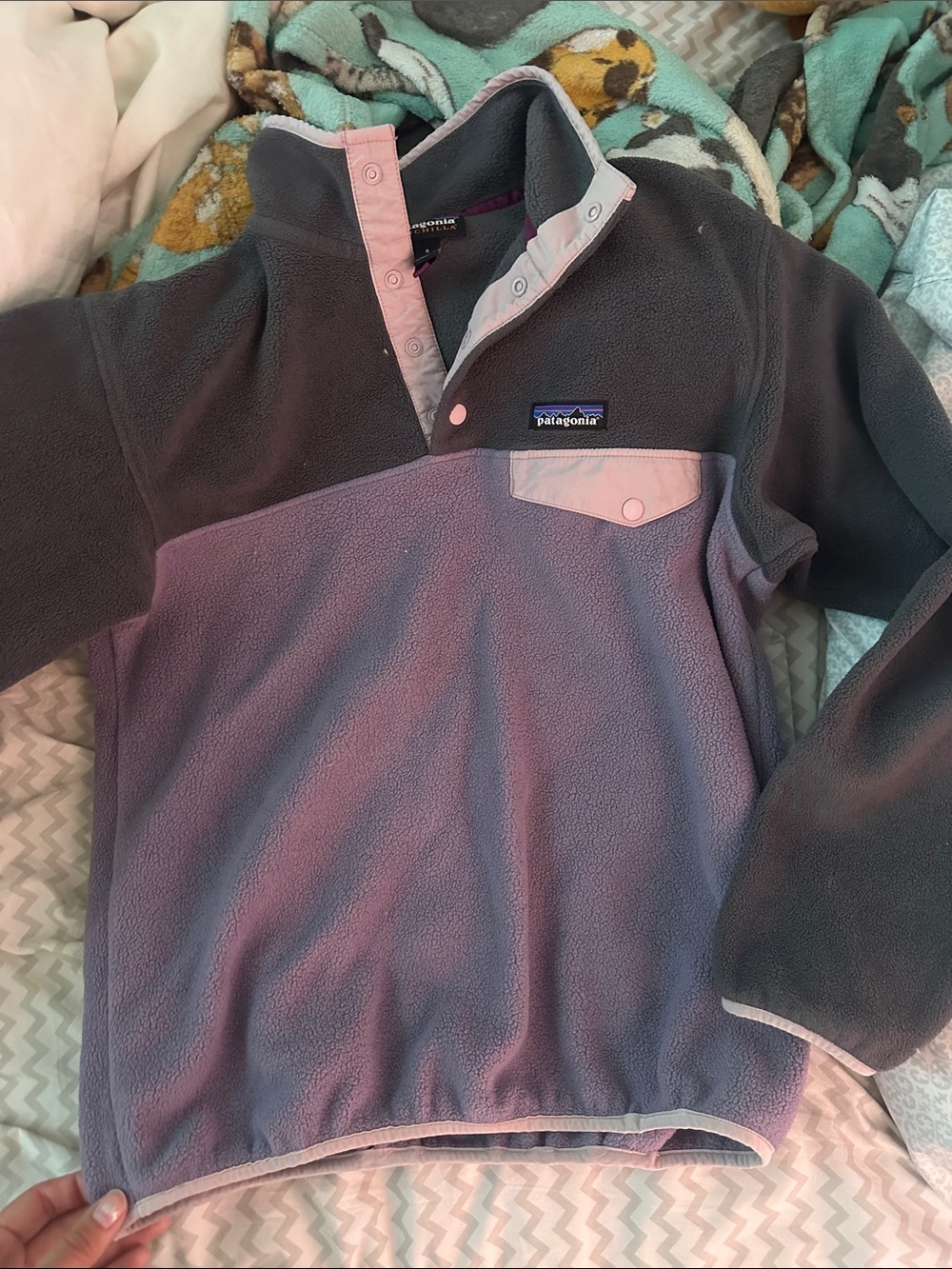 Patagonia Two-Tone Snap-T Fleece Pullover - Dark Gray & Lavender